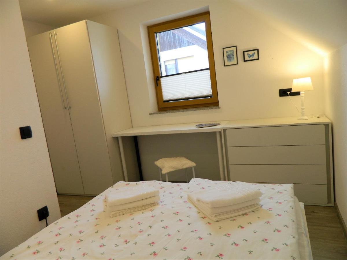 דירות Apartma Toro בלד מראה חיצוני תמונה