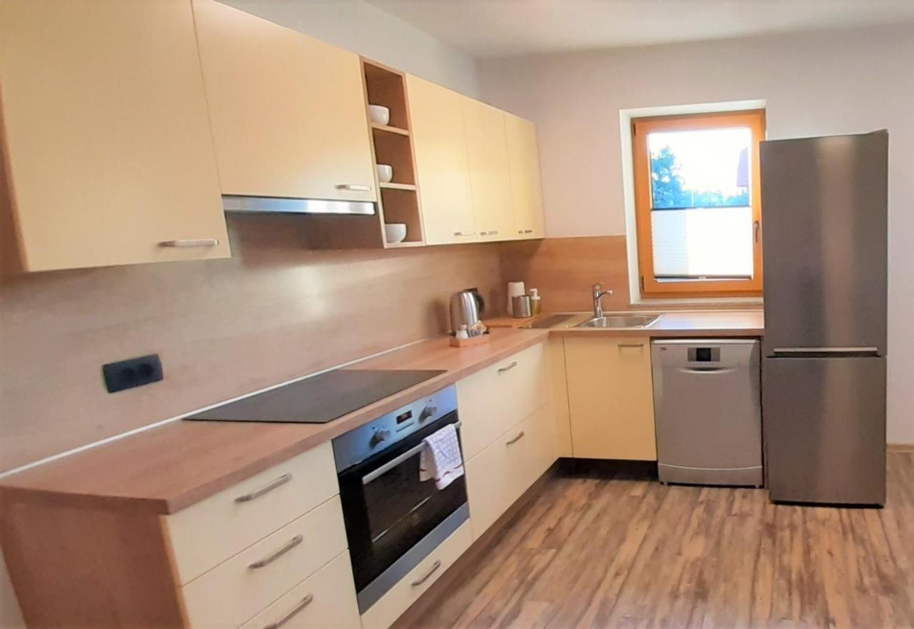 דירות Apartma Toro בלד מראה חיצוני תמונה
