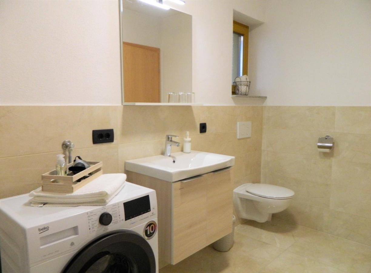 דירות Apartma Toro בלד מראה חיצוני תמונה